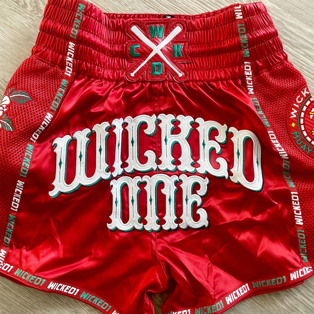 Wicked One Muay Thai Shorts Bandido, Rot 2