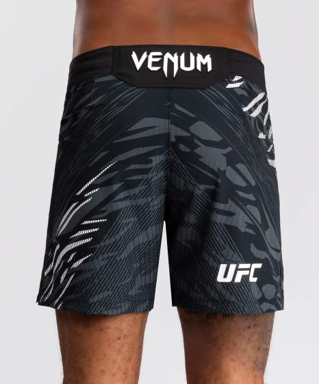 Venum Fight Shorts UFC Fusion Authentic Fight Night Short Fit, Schwarz 5