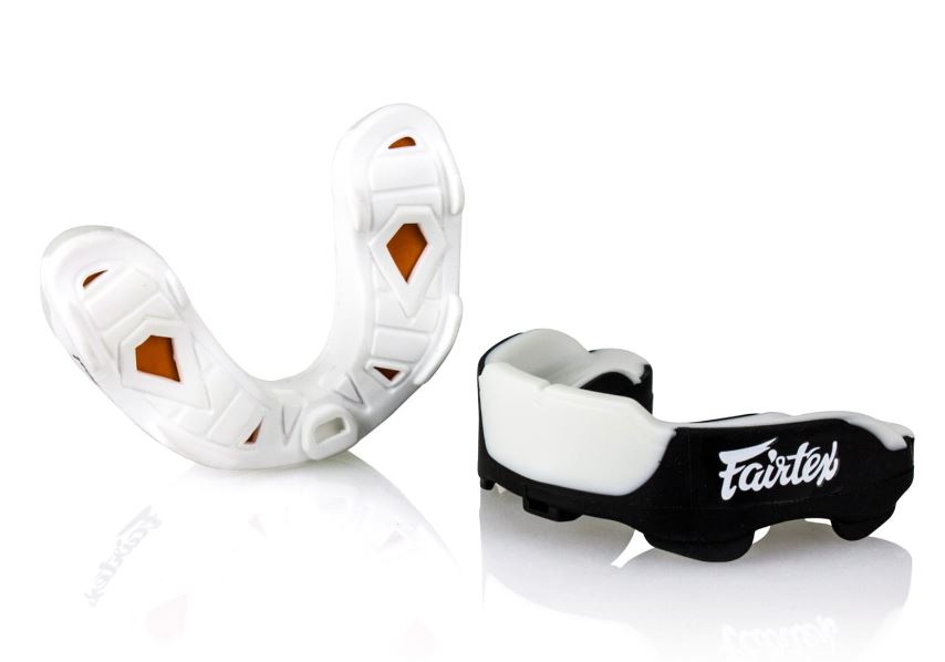 Fairtex Mouthguard MG3, Black-White