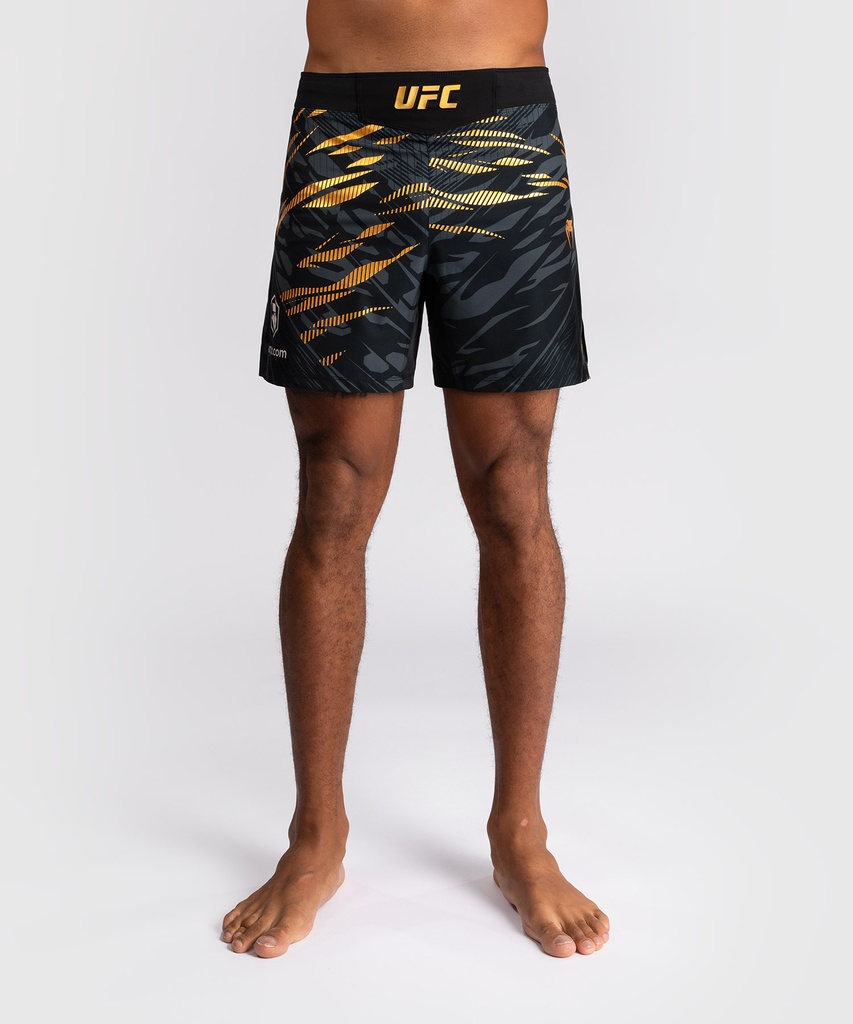 Venum Fight Shorts UFC Fusion Authentic Fight Night Champion Short Fit, Black-Gold