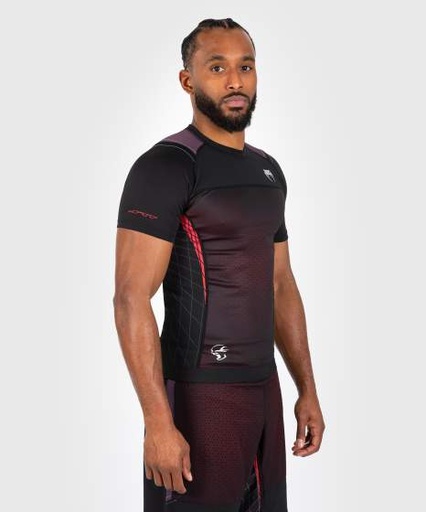 Venum Rash Guard x Dodge Banshee, Schwarz-Rot